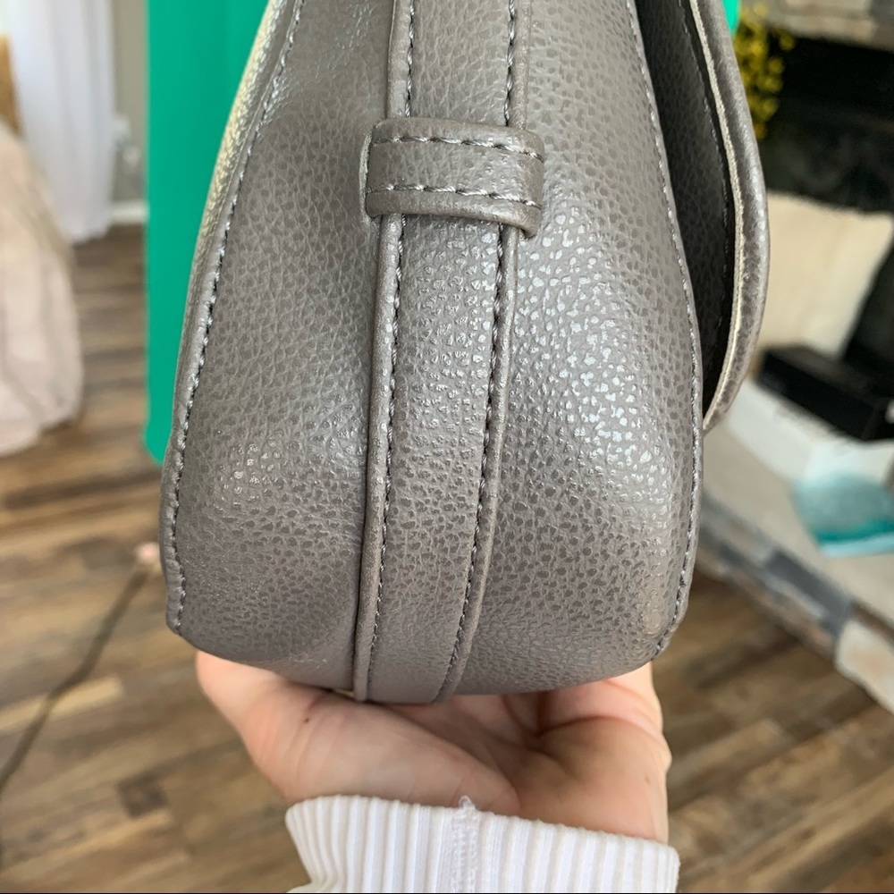 Crossbody‎ Women’s Shoulder Purse Grey Faux Leather - Picture 2 of 15